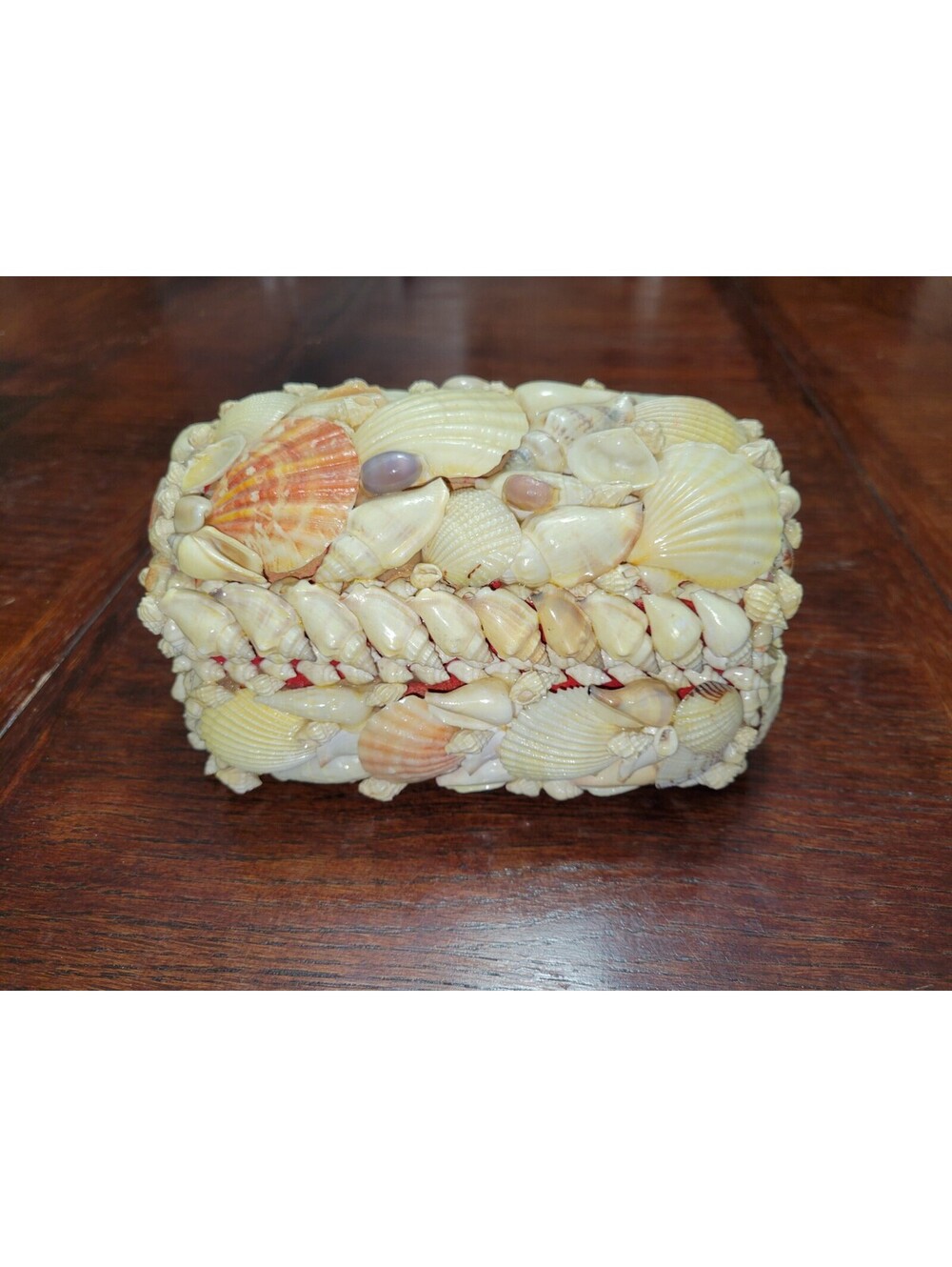 Vintage beach folk art seashell box hinged jewelry trinket box 7" x 5"